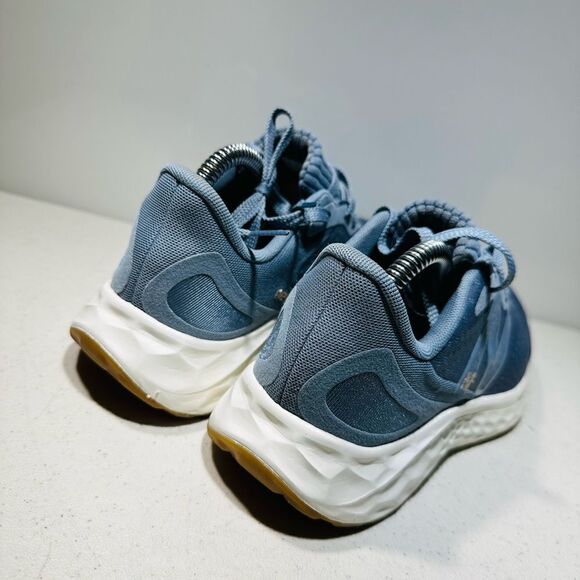 New Balance Fresh Foam Arishi v4, Arctic Grey/Light Arctic Grey size 7 - Picture 5 of 8